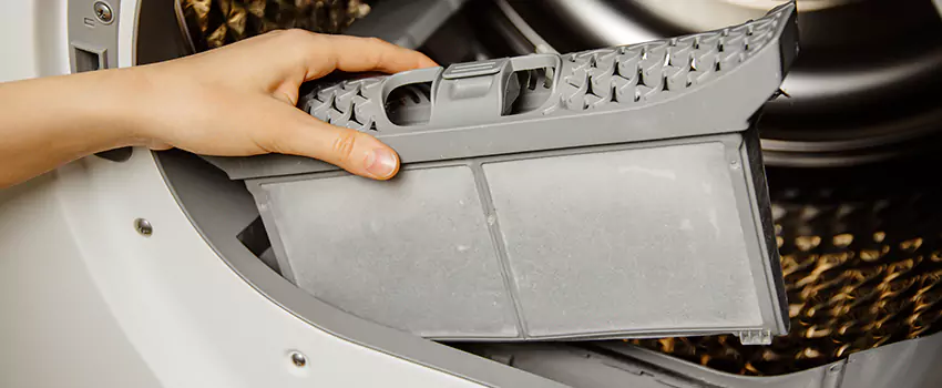 Signs Of A Clogged Dryer Lint Trap in Flagstaff, Arizona